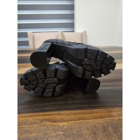 Wild Diva Black Patent Chunky Platform Lace-Up Boots Size 7.5 – Goth Vibes - Picture 9 of 11